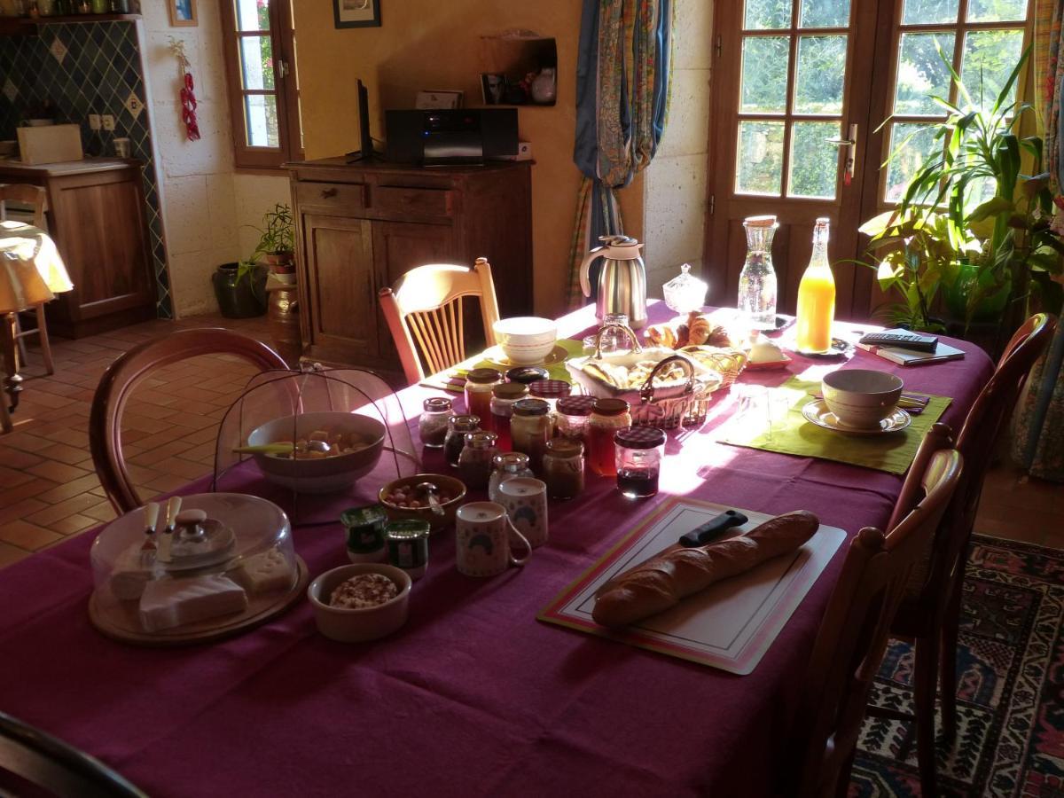 Bed and Breakfast L'Echappée Belle Périgord à Cercles Extérieur photo